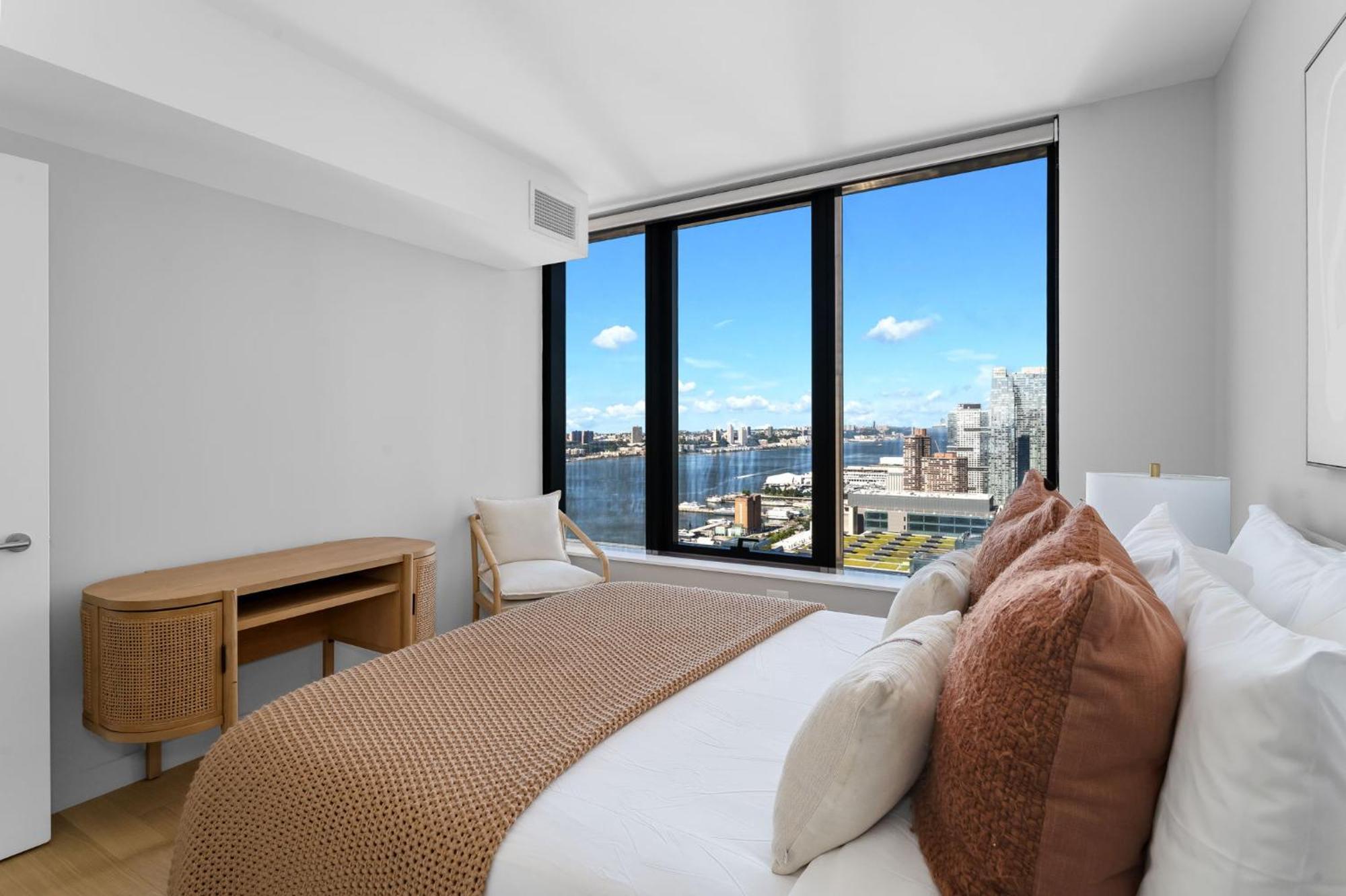 Modern Stylish 2Br 2Ba Apartment In Hudson Yard New York Dış mekan fotoğraf